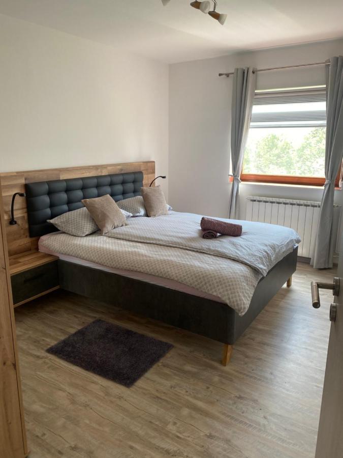 Apartman Laura Смолянаць Екстер'єр фото