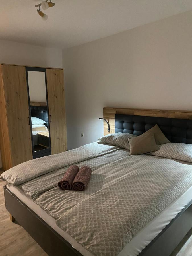Apartman Laura Смолянаць Екстер'єр фото