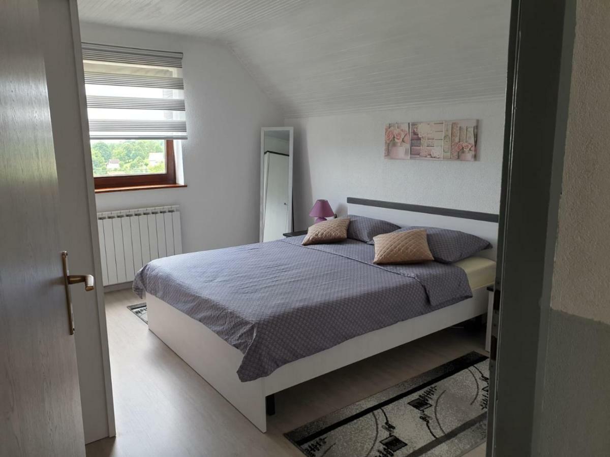Apartman Laura Смолянаць Екстер'єр фото