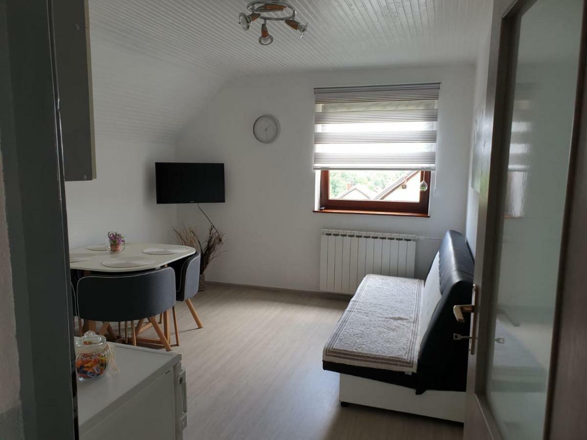 Apartman Laura Смолянаць Екстер'єр фото