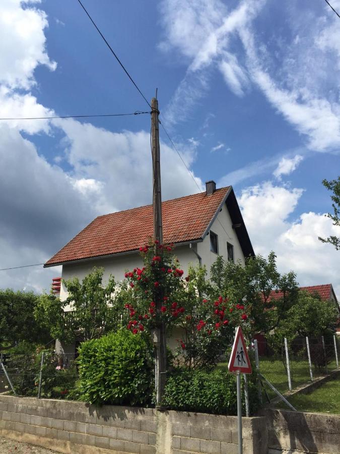 Apartman Laura Смолянаць Екстер'єр фото